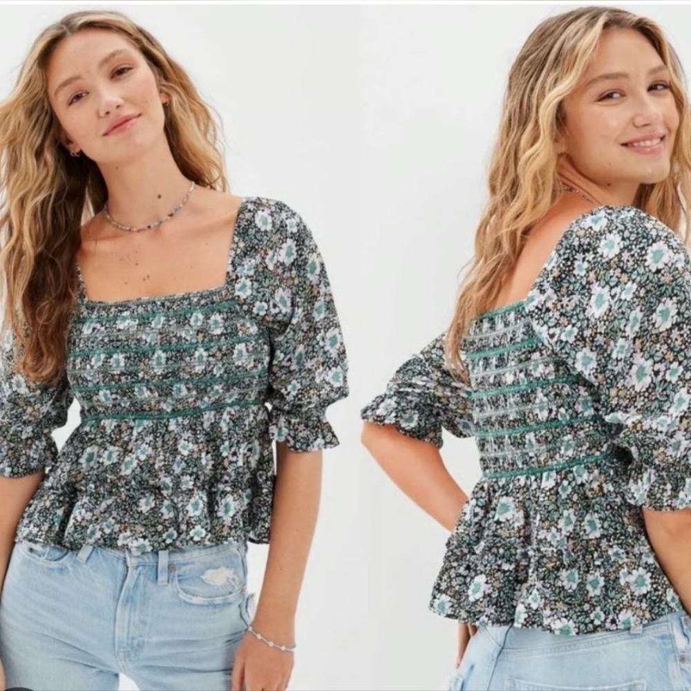 American Eagle Outfitters Green Floral Peplum Blouse